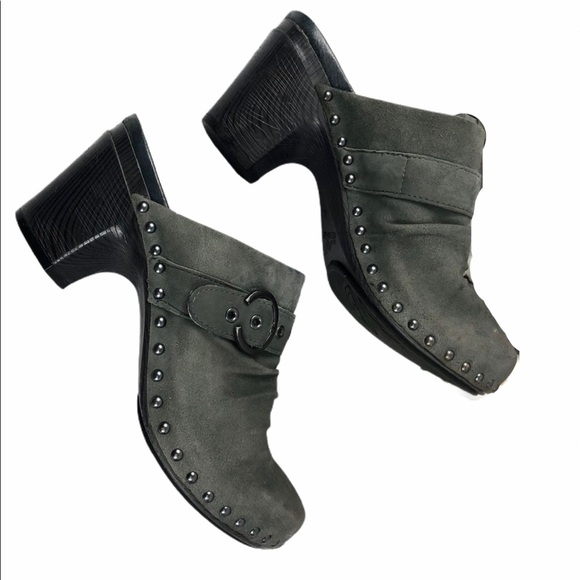 Dansko Shoes - Dansko Nadine Grey Suede Mules Clogs Women's 9